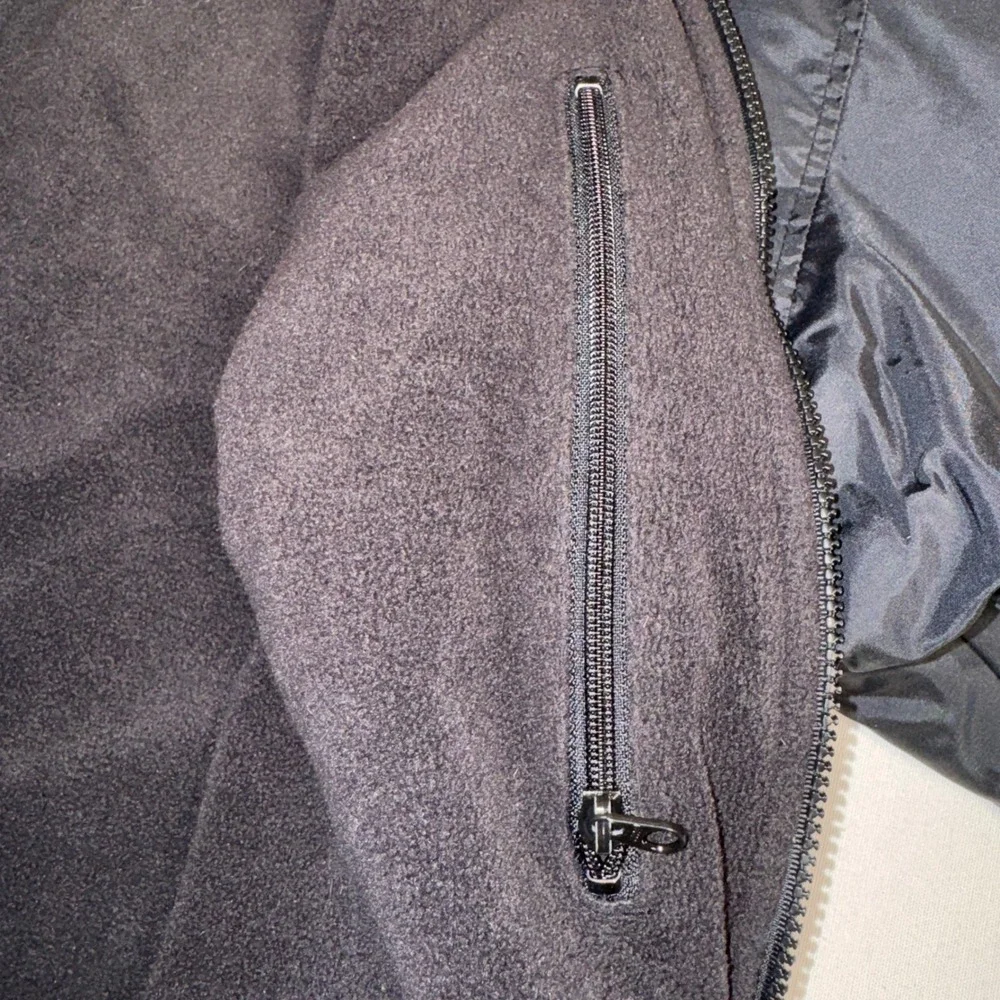Columbia Mens XL Tall Black Fleece Lined Full Zip Nylon Jacket  XL-T Pit Zips‎